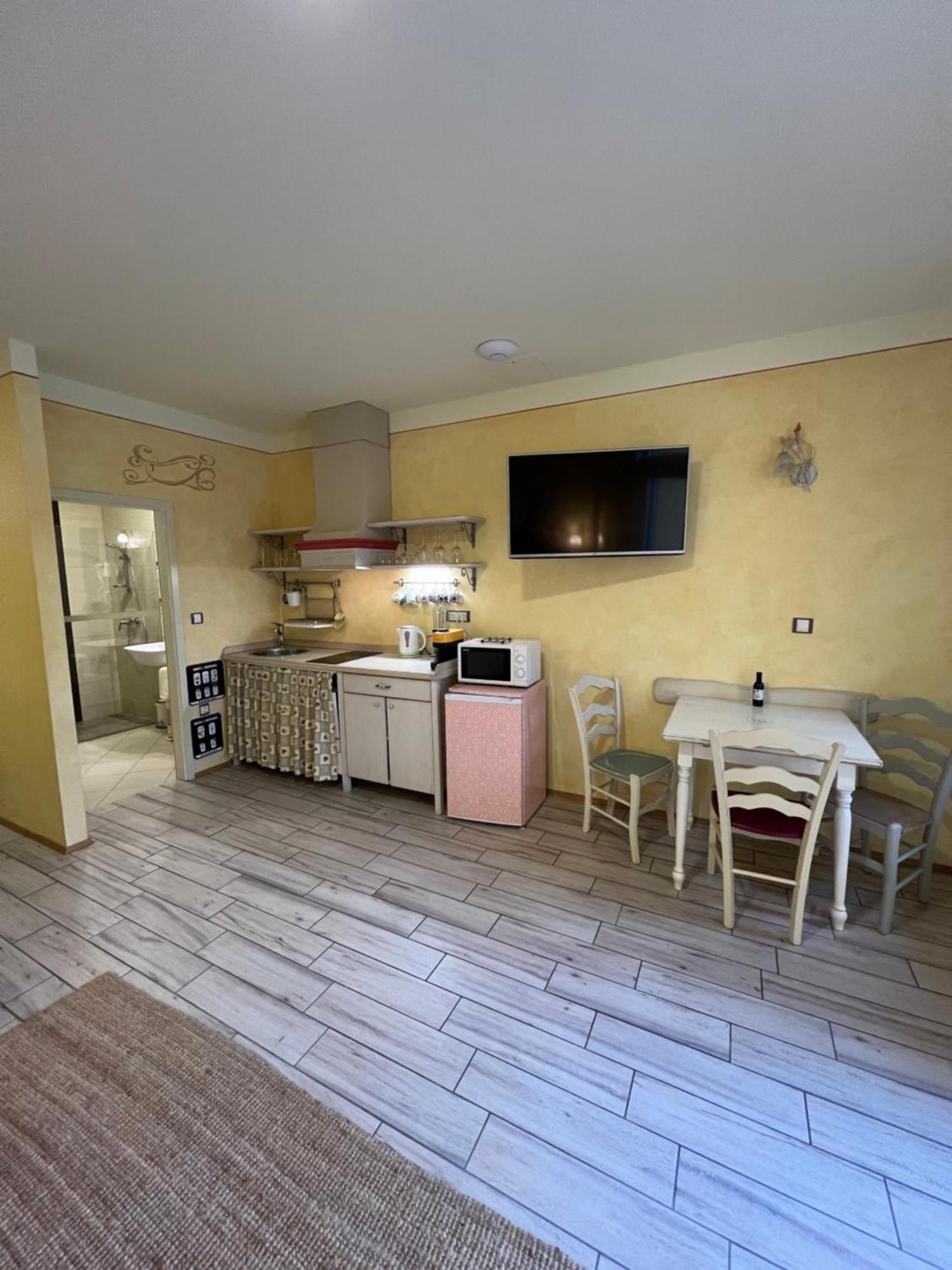 Apartments Kokl - Adults Only Radovljica Camera foto