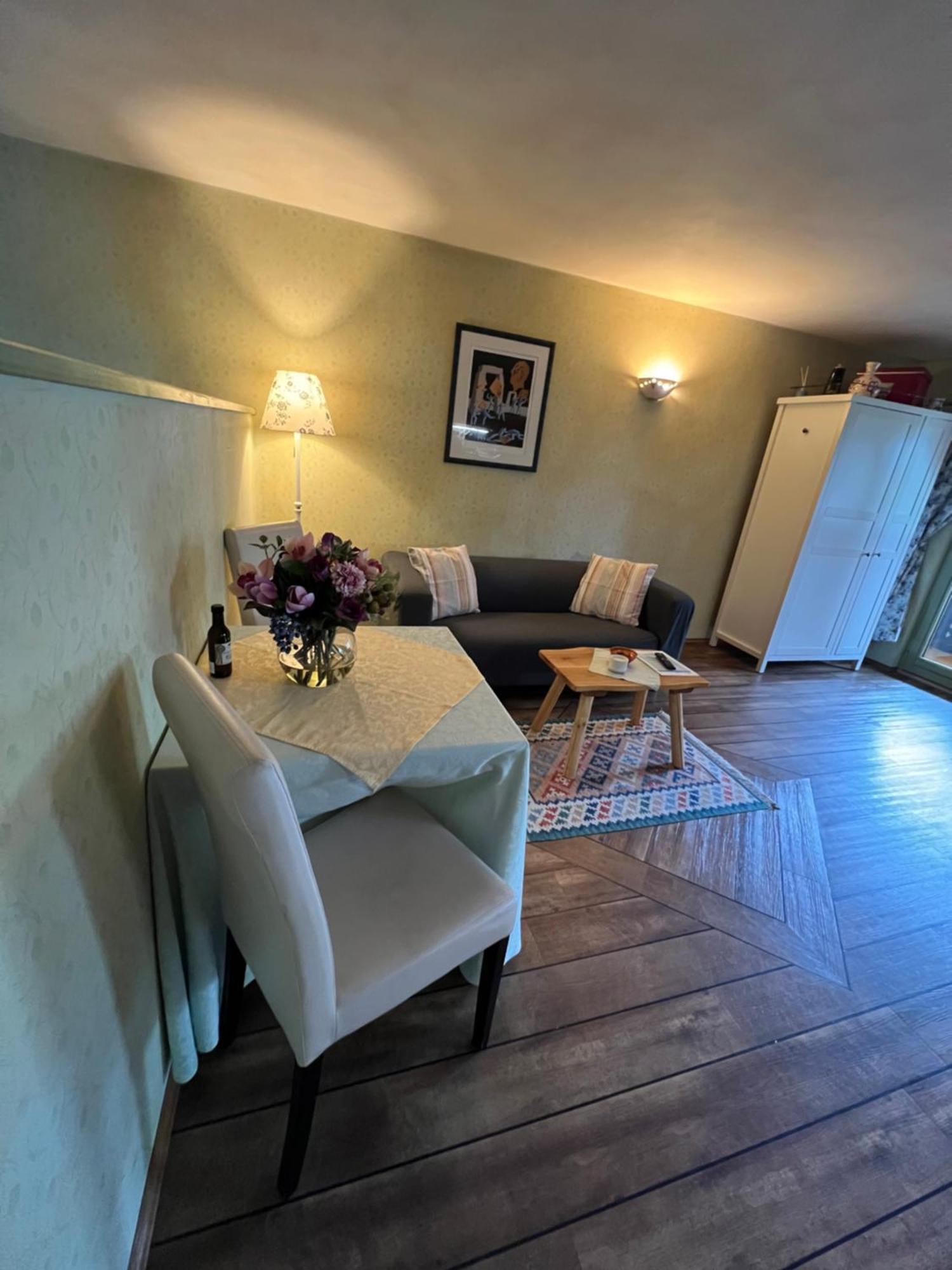 Apartments Kokl - Adults Only Radovljica Esterno foto