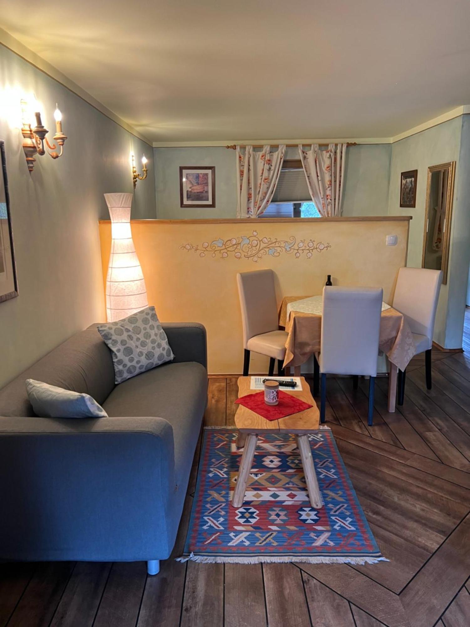 Apartments Kokl - Adults Only Radovljica Esterno foto