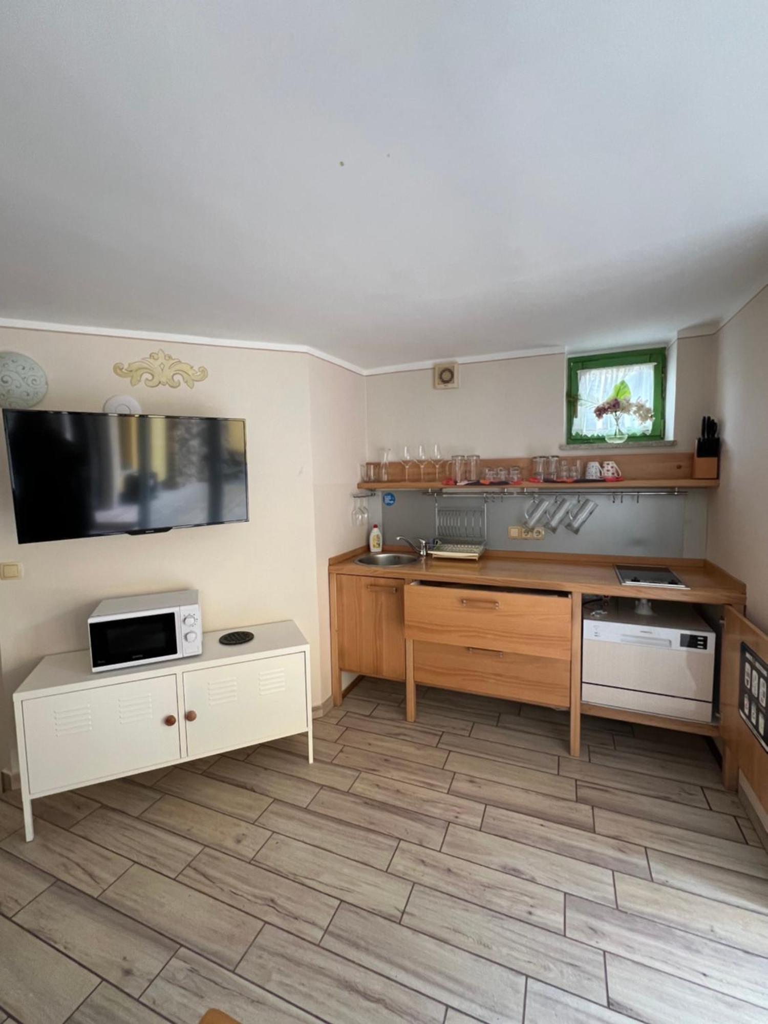 Apartments Kokl - Adults Only Radovljica Esterno foto