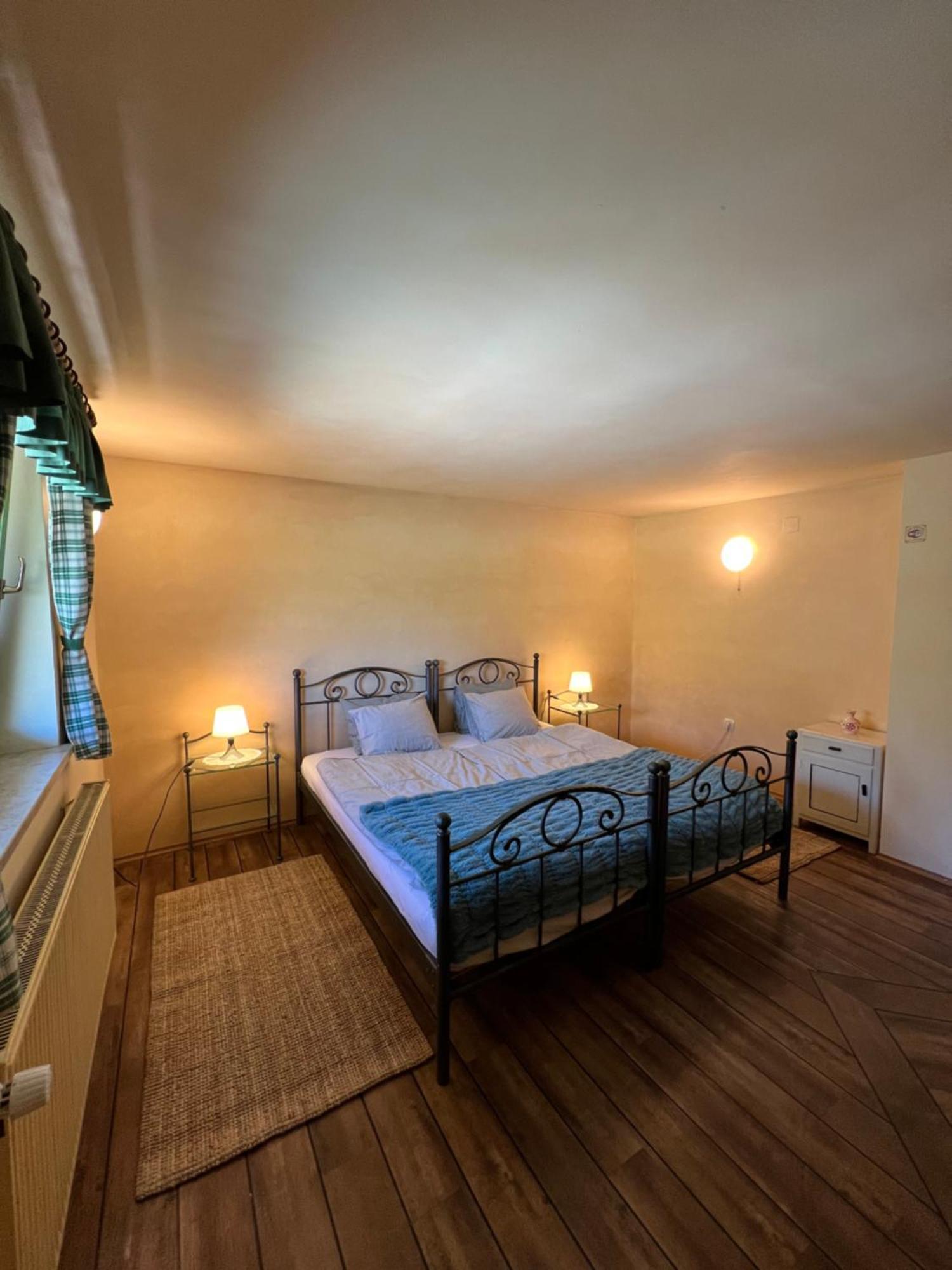 Apartments Kokl - Adults Only Radovljica Esterno foto